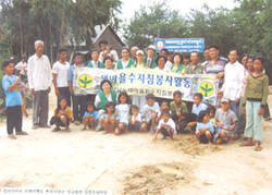 캄보디아서 펼친 시술봉사