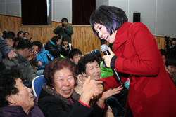 섬마을 이웃들에게 전한 따뜻한 음악선물
