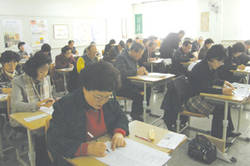 추위도 녹인 시험장 열기 '후끈'