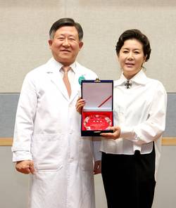 텔런트 박정수, 중앙대의료원 명예 홍보대사