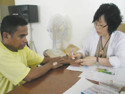 아이타 부족 편두통-요통 호소