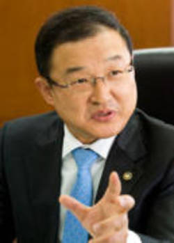 "단기적 약가인하...제약업계 연간 2조1천억 손실발생 예상!"