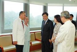 임 복지, 국민건강보험 일산병원 방문