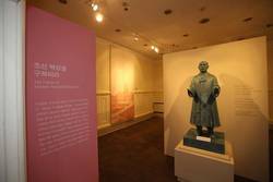 "마마야 물렀거라 지석영 대감 행차시다"
