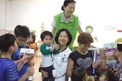 소외된 아이들 위한 ‘사랑의 경희 비타민’ 기부