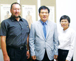 여행피로 해소에 기마크 배지 '최고'