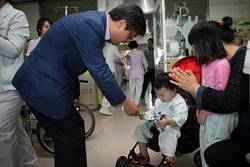 '당신의 미소가 우리의 행복입니다'