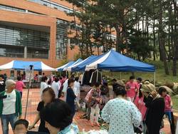 동남권원자력의학원, 유방암환우회 바자회 열어