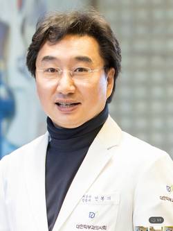 대구시의사회 "윤석열 대통령은 국민 앞에 석고대죄 하라"