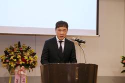 김해시약사회 정총, 장애인단체연합회에 후원금 전달