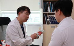 발 내딛는 순간 '찌릿'… 겨울철 족저근막염 주의보