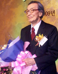 안병욱 명예교수