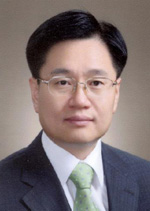 김덕중 국세청장은 취임사에서 현장 세정활동을 강조해 향후 국세청 업무편재에 대대적인 개혁을 예고했다.