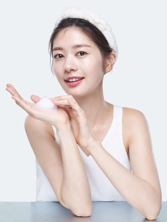 리얼베리어 모델 정소민. 사진=인터크로스 제공.