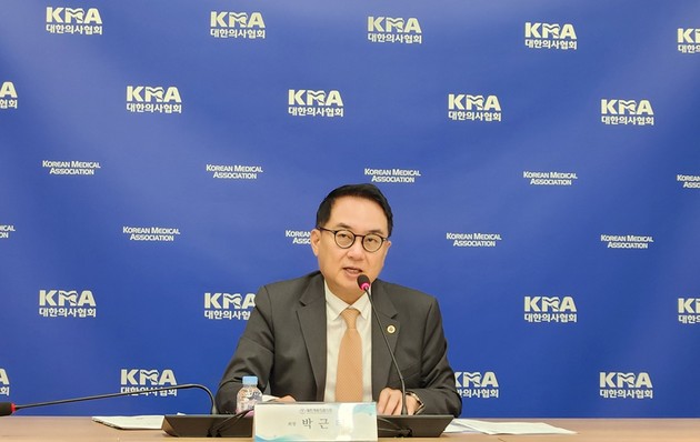 의원급 수가협상 여전히 '난항'... "원가 보전·구조 개선 먼저"