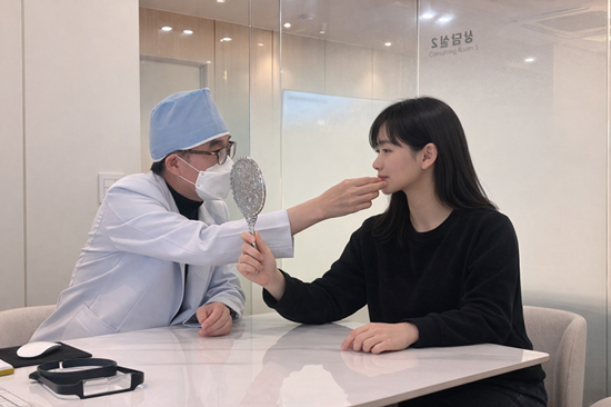 레이저·리프팅으로도 어려운 콧등주름, 쥬브젠이 주목받는 이유는?