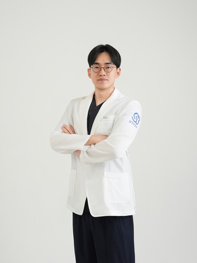 러닝 후 어깨 통증, 오십견·충돌증후군과 혼동하기 쉬워… 과긴장과 자세 점검해야