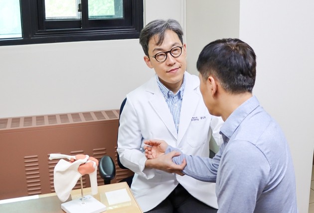 석회성건염 어깨 통증, 정확한 원인 파악 우선