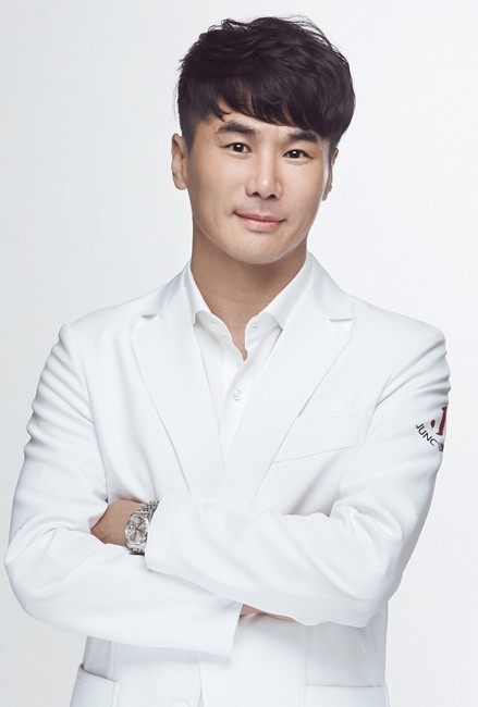 준의원, 프리미엄 1인용 고압산소챔버 'IBEX M2' 도입