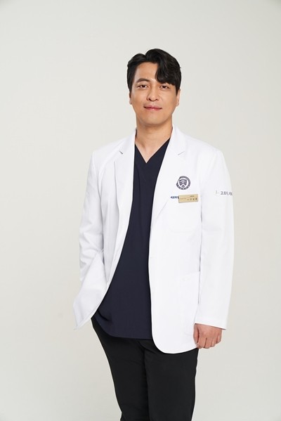 전악임플란트, 많이 심을수록 정확도가 관건